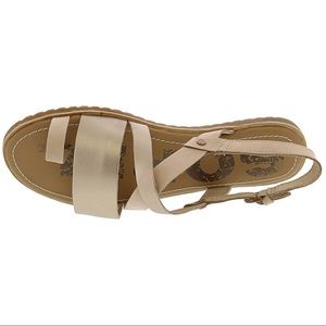 Sorel Ella Criss Cross Sandals / size 8